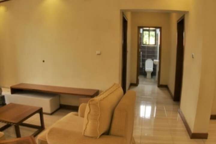 Room 10 of 23
