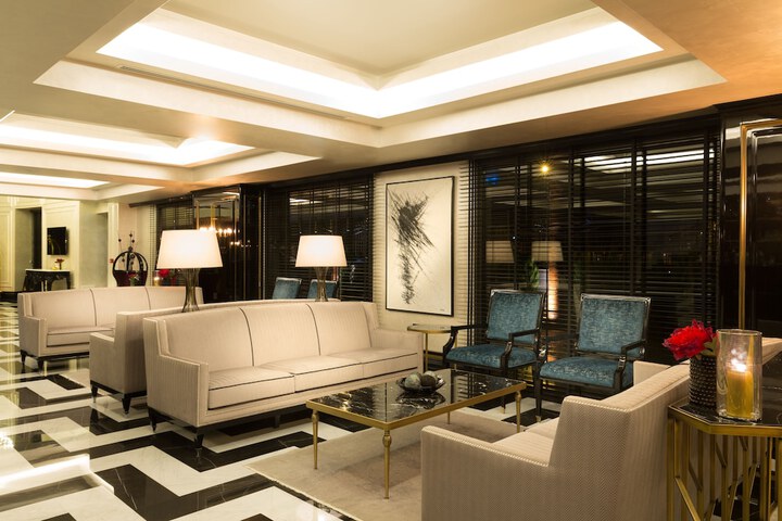 Guest Lobby
