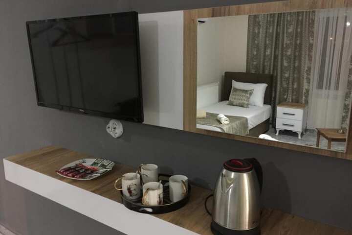 Room 16 of 46