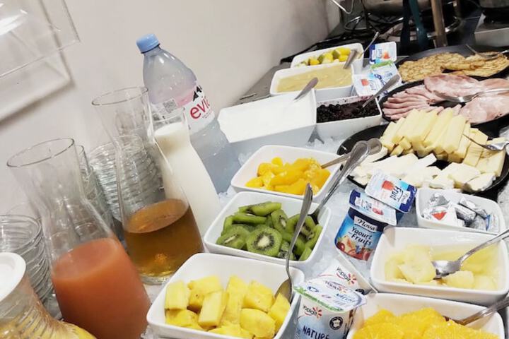 Dining 59 of 73