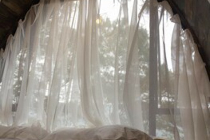 Room 8 of 9