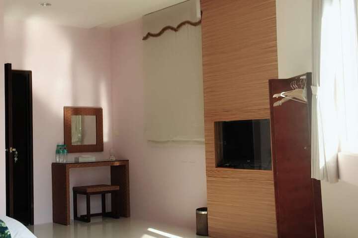 Room 20 of 40