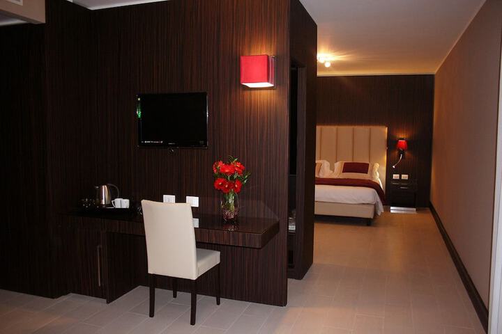 Room 21 of 71