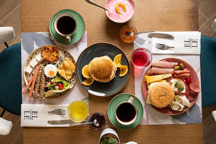 Breakfast/Coffee Service 40 of 56