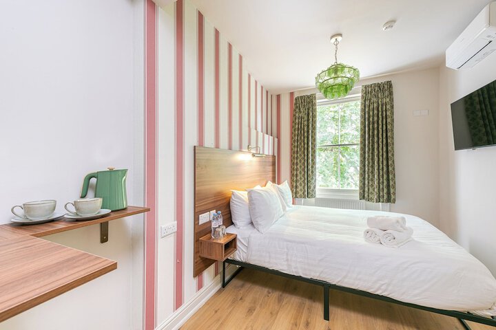 Room 20 of 43