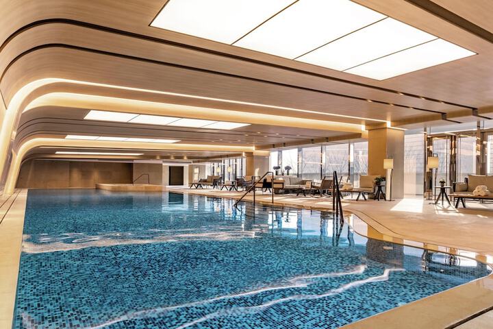 Pool 49 of 84