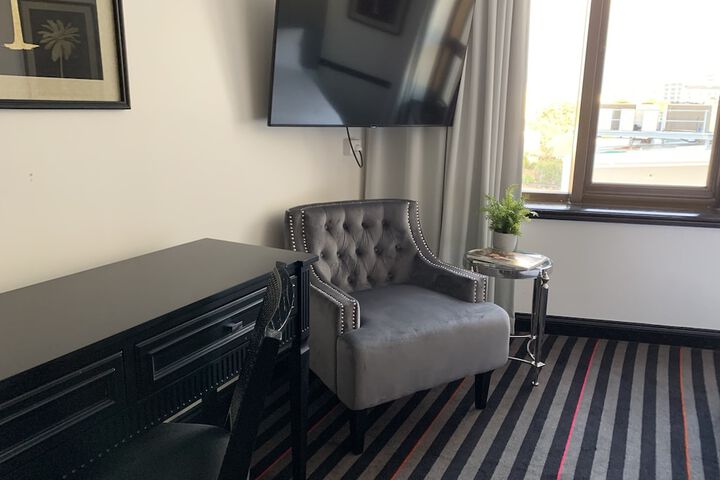 Room 17 of 43