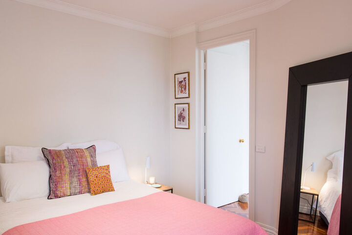 Room 3 of 8