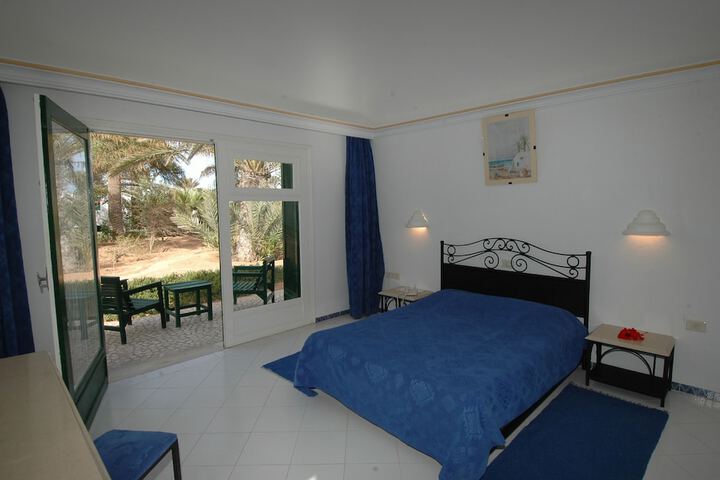 Room 8 of 46