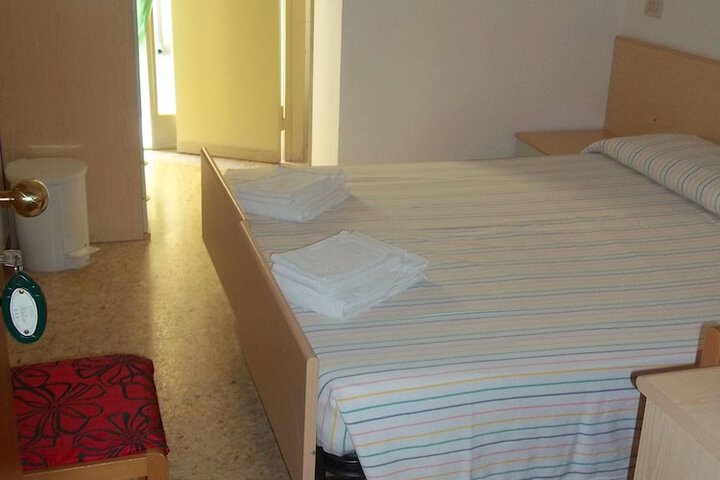 Room 29 of 125