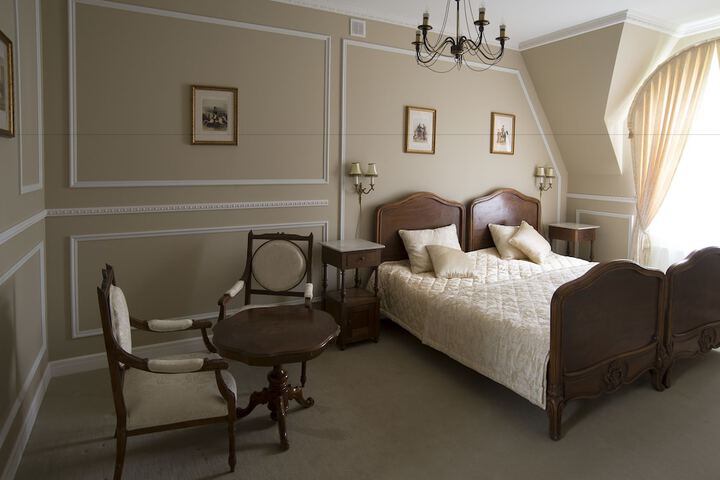 Room 20 of 34