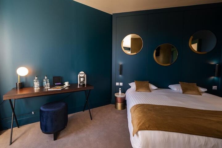 Room 5 of 35