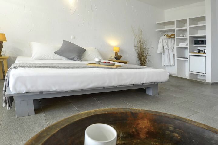 Room 7 of 49