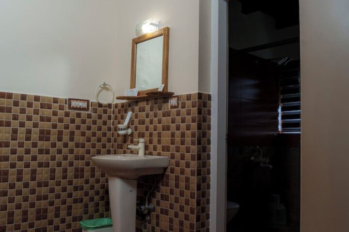 Room 42 of 67