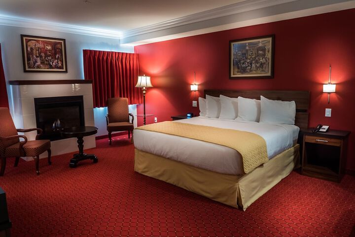 Room 8 of 35