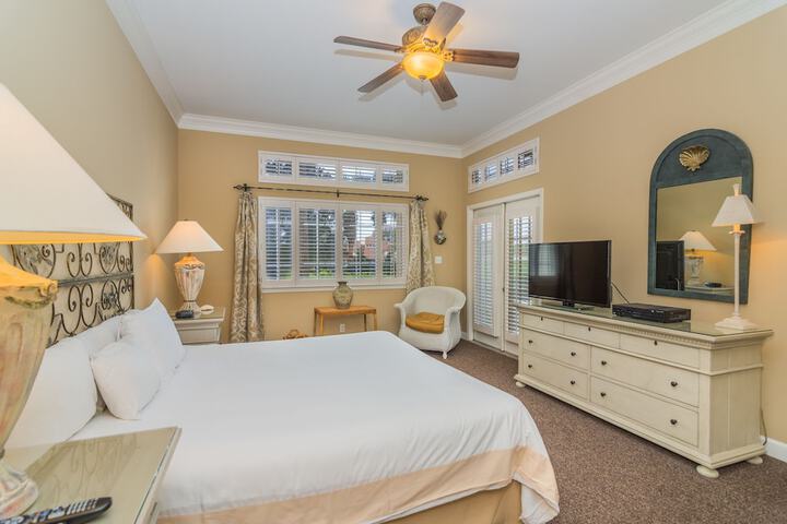 Room 27 of 262