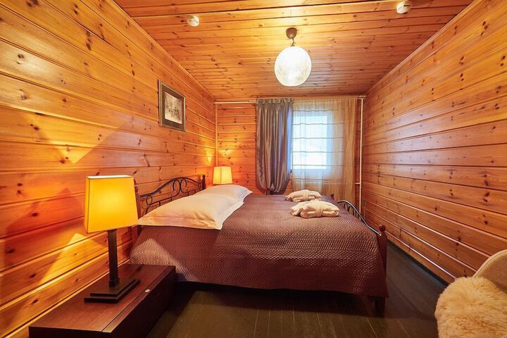 Room 34 of 76