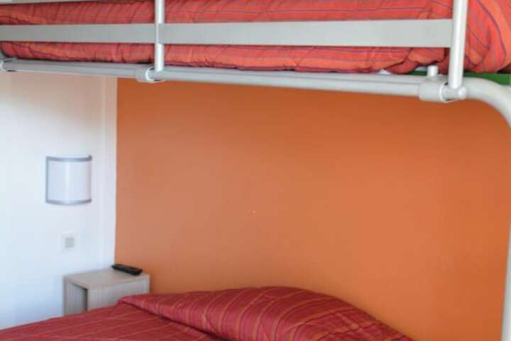 Room 5 of 29