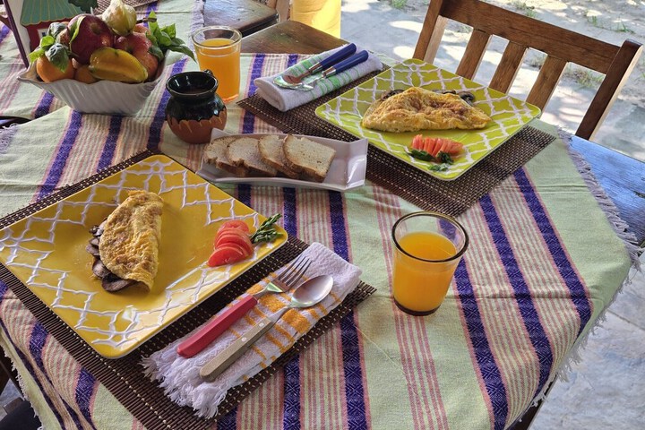 Breakfast/Coffee Service 70 of 229