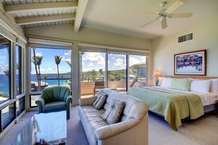 Bay Villa 15G5 Ocean View by RedAwning in Lahaina, HI