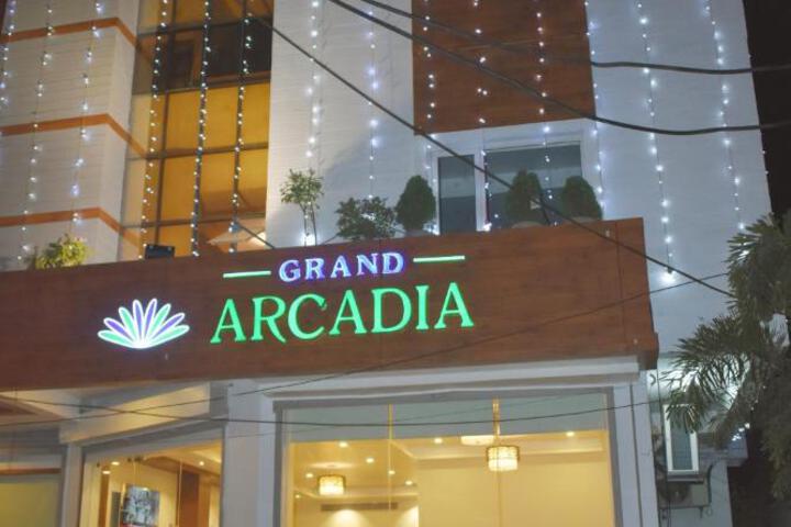 Grand Arcadia