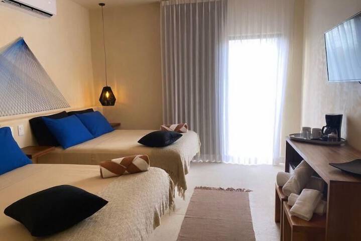 Room 5 of 321