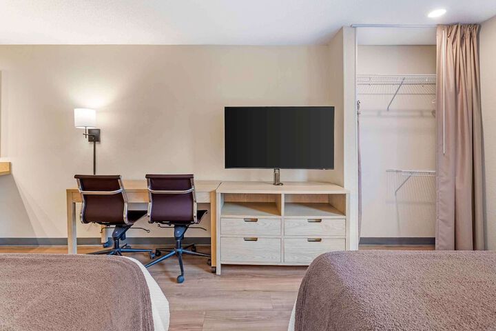 Studio 2 Double Beds (2 of 5)