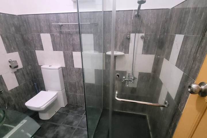 Room 16 of 20