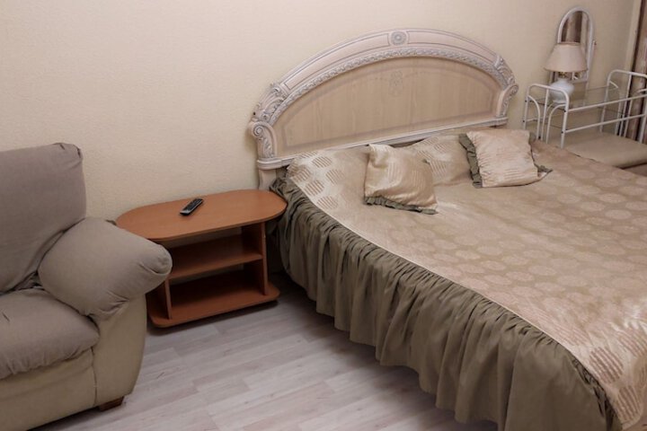 Room 15 of 32