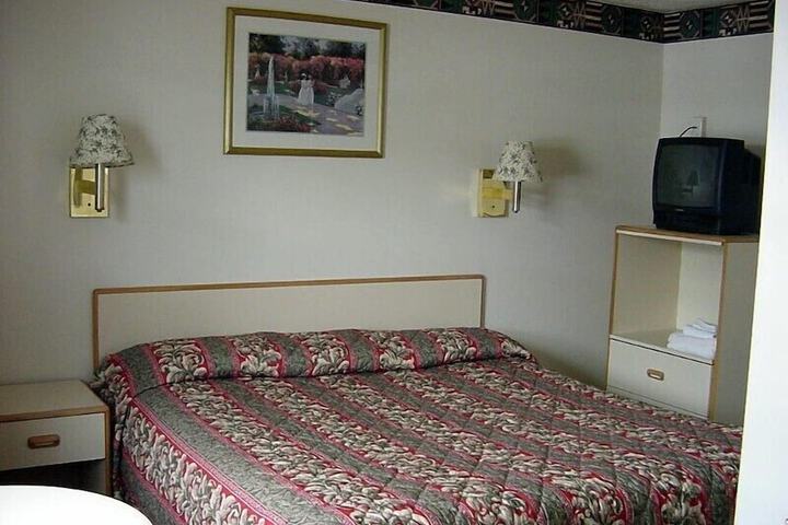 Room 30 of 67