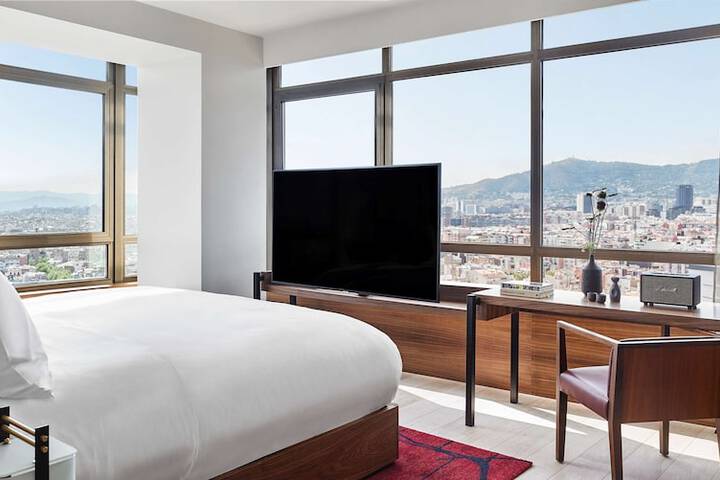 Room 17 of 75