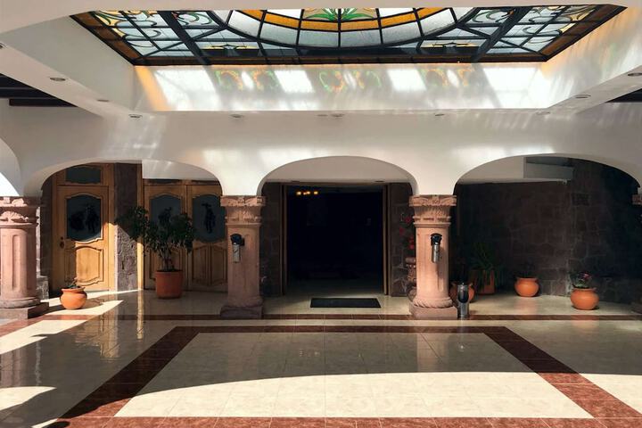 Lobby Photos