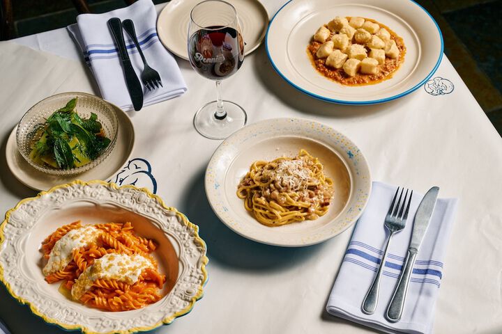 Dining 79 of 127
