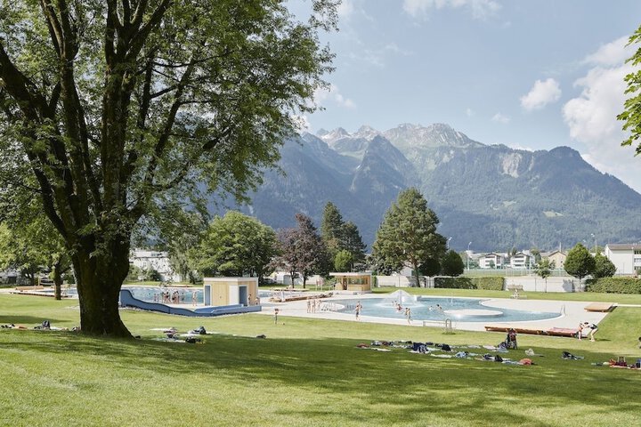 Hotel Pool