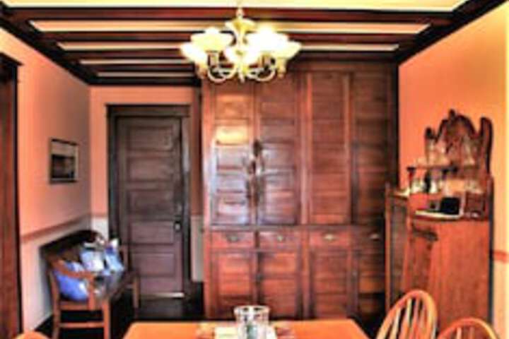 Room 3 of 19