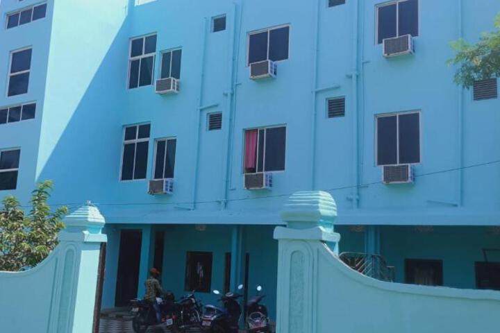 HOTEL D2 HOLIDAYINN