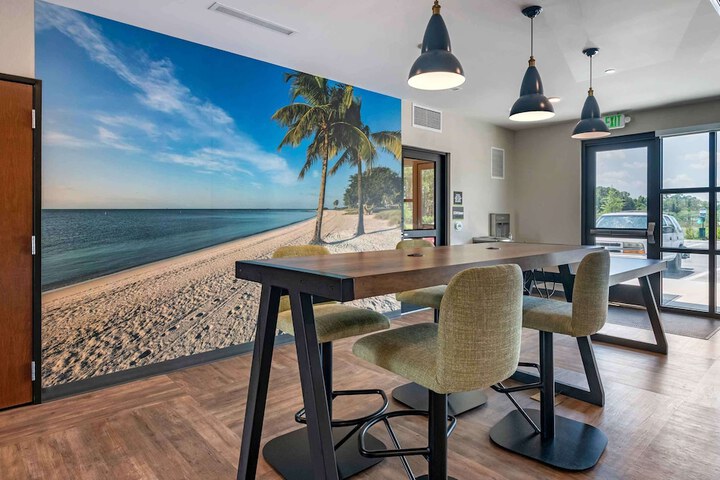 Breakfast area