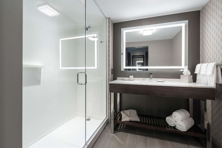 Bathroom shower