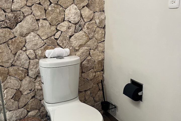 Room 82 of 111