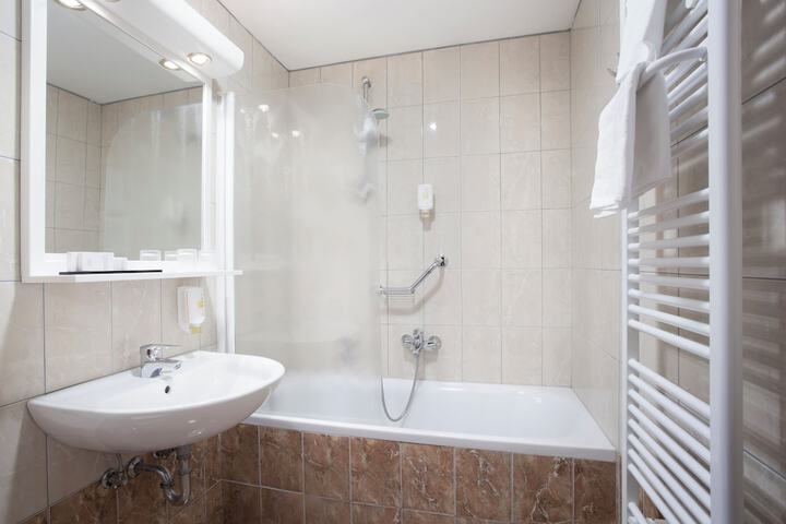 Bath Photo
