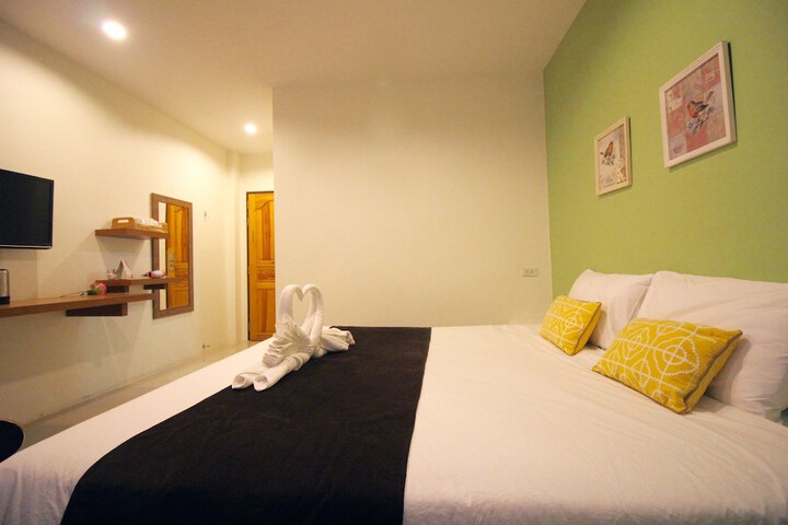 Room 14 of 48