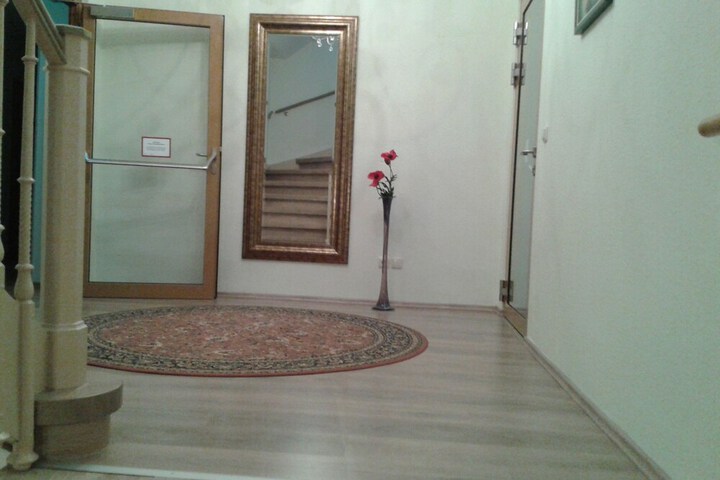 Ballroom/Hall 36 of 46