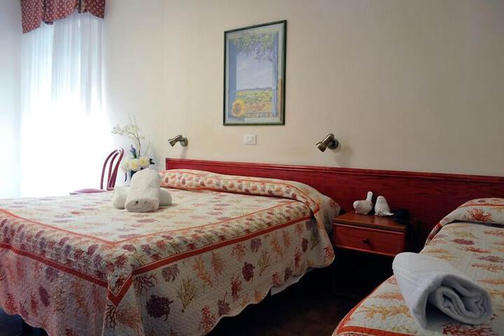 Room 10 of 58