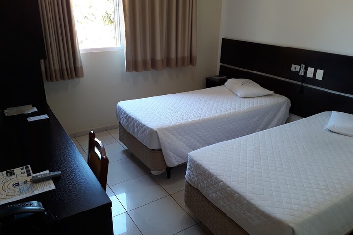 Room 3 of 26