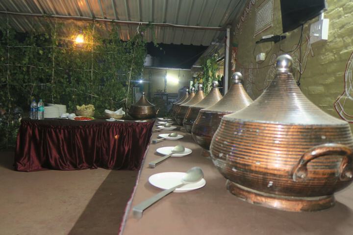 Dining 36 of 50