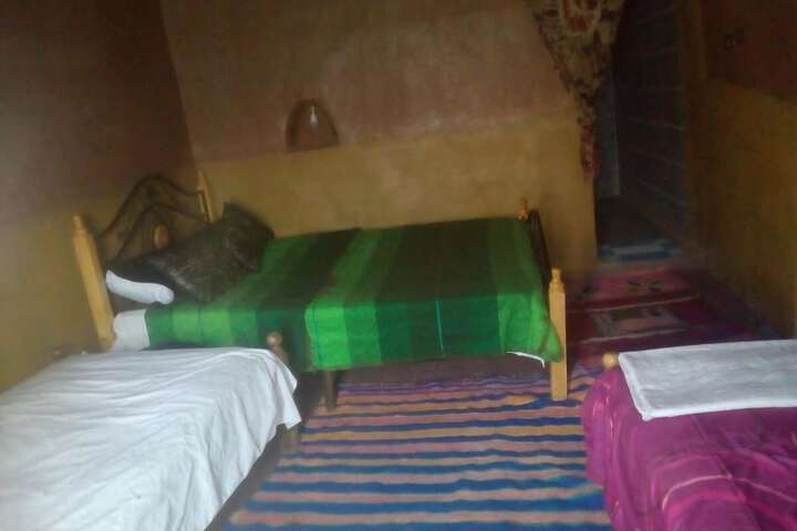 Room 1 of 6