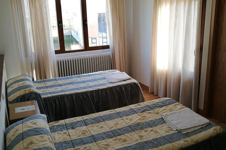 Room 3 of 58