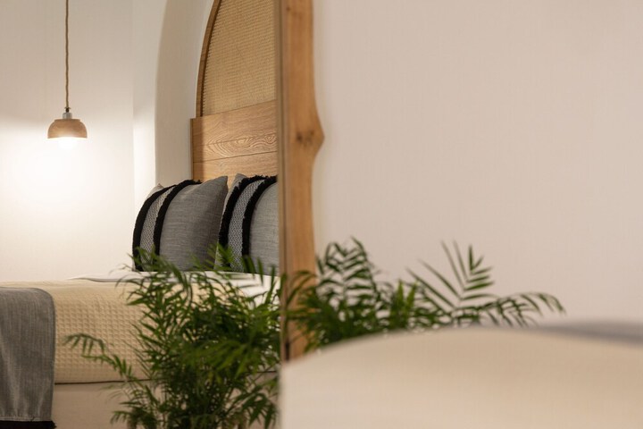 Room 25 of 150