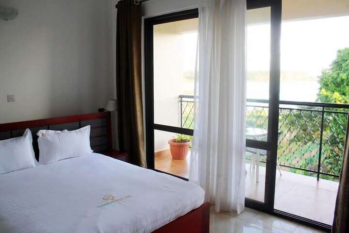 Room 7 of 26