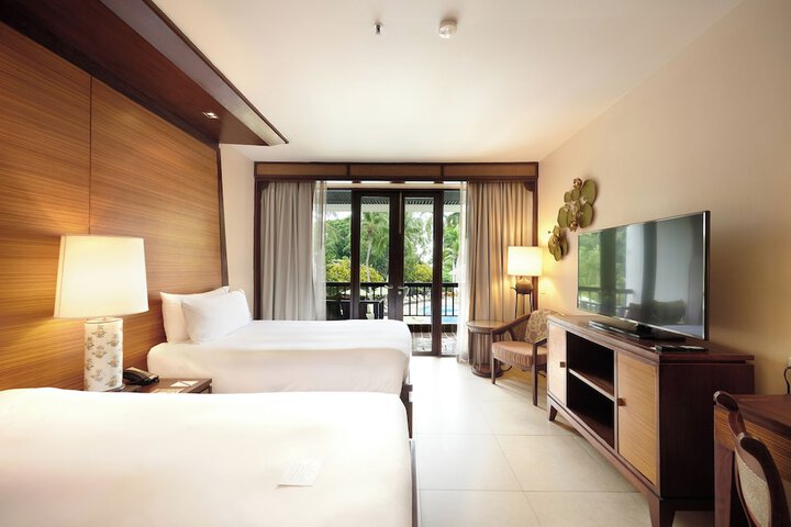 Room 50 of 151